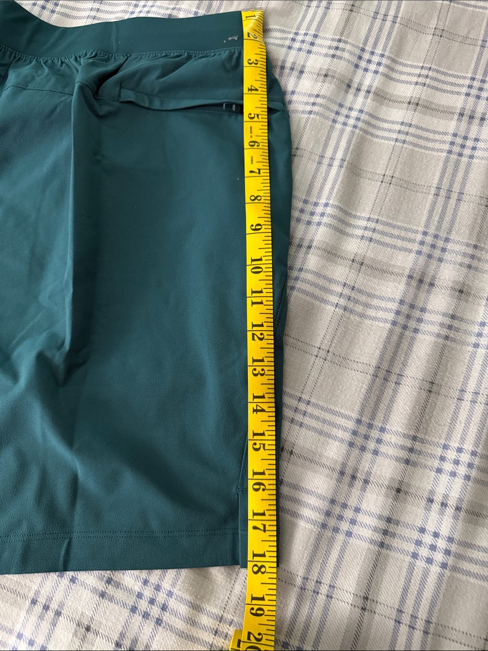 lululemon Teal-Green Athletic Shorts XXL with Drawstring 7” - Picture 8 of 13